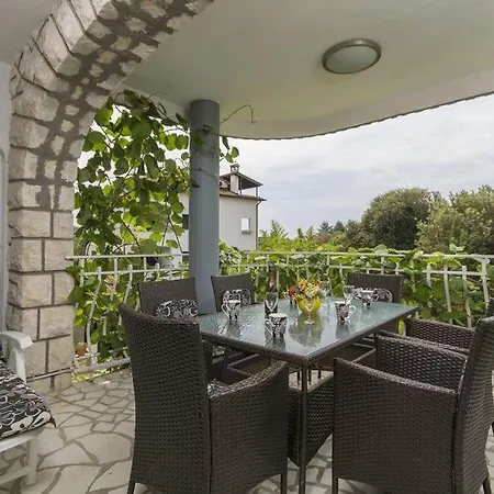 公寓 In With Terrace, Air Condition, Wifi, Washing Machine *